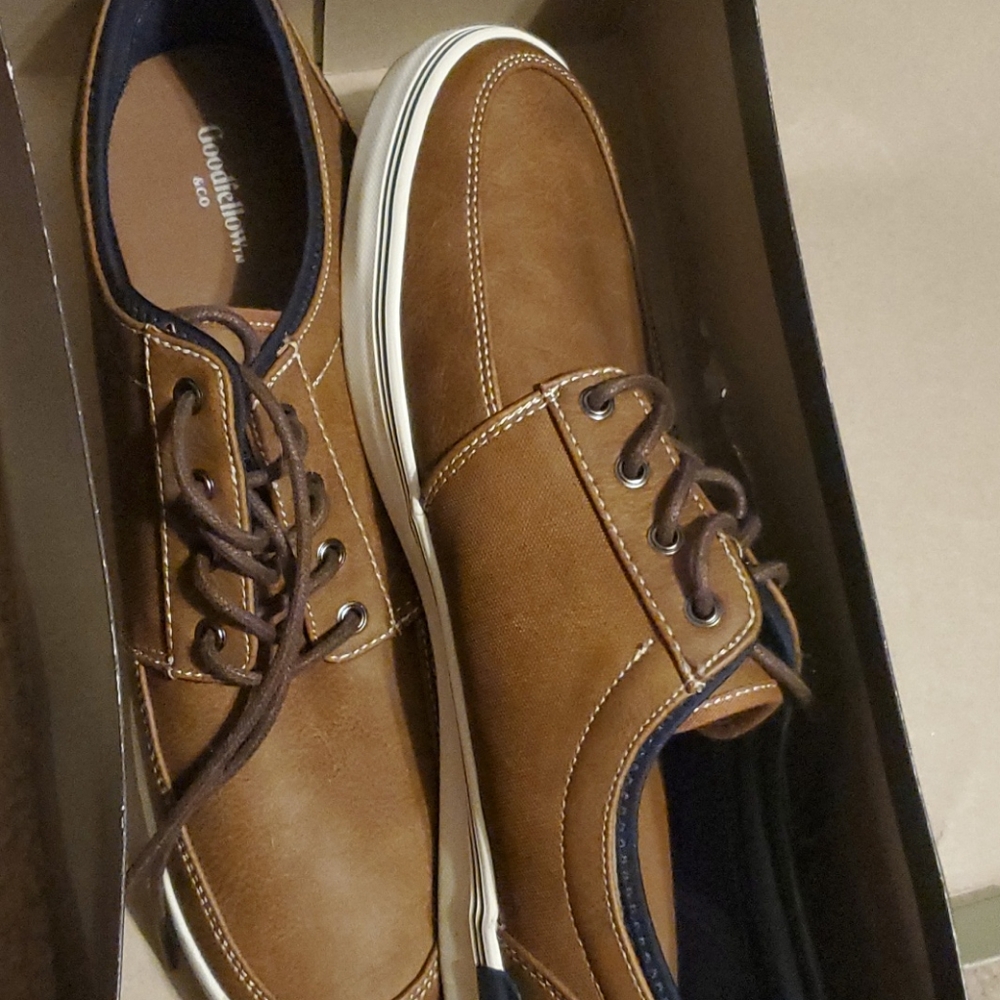 Mens brown dress shoes